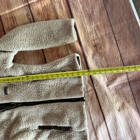 Women’s Fuzzy Patagonia Small Full Zip Fleece Cream - Picture 7 of 8